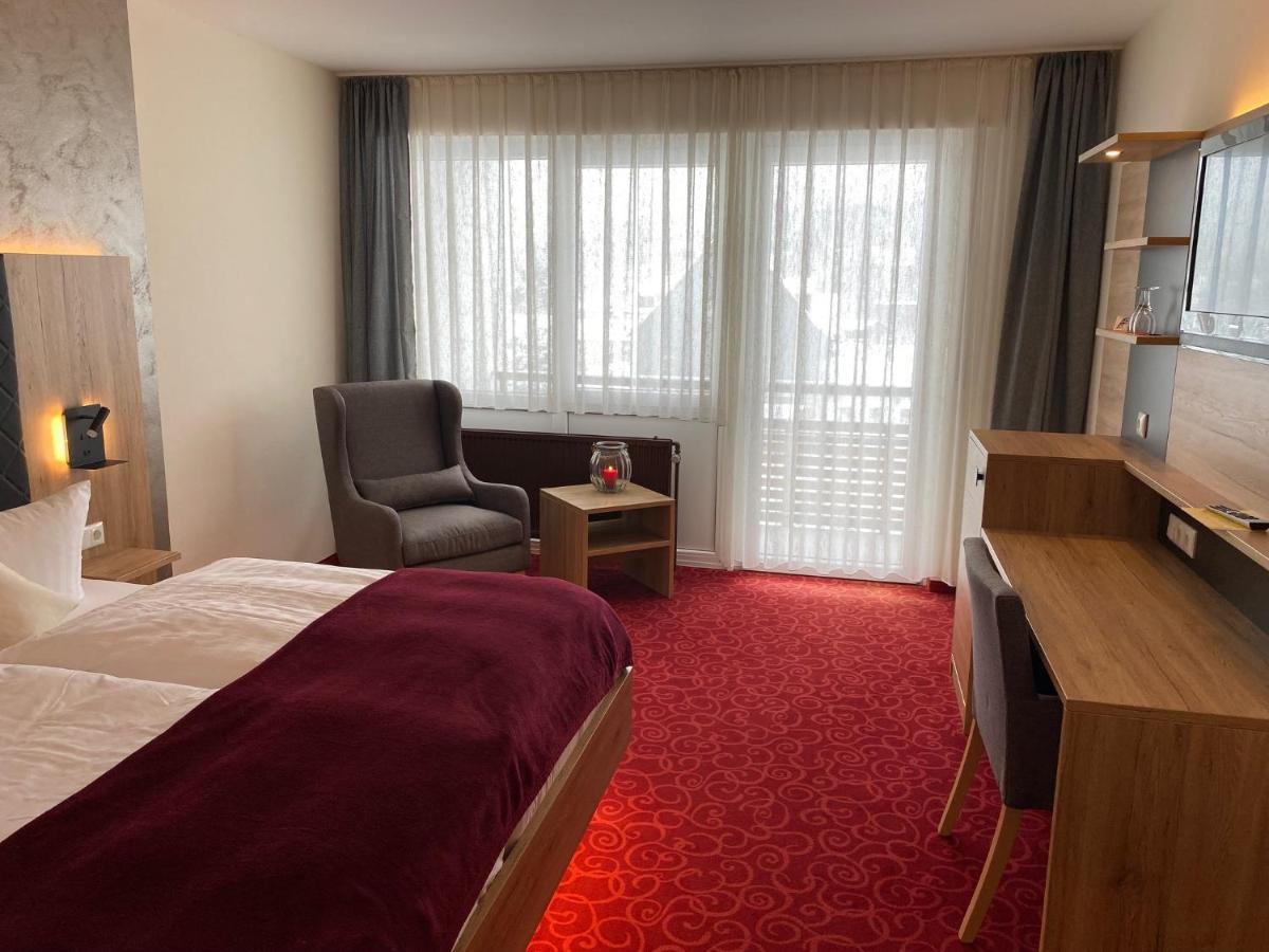 Gasthof Deutscher Adler Und Hotel Puchtler Bischofsgrün المظهر الخارجي الصورة